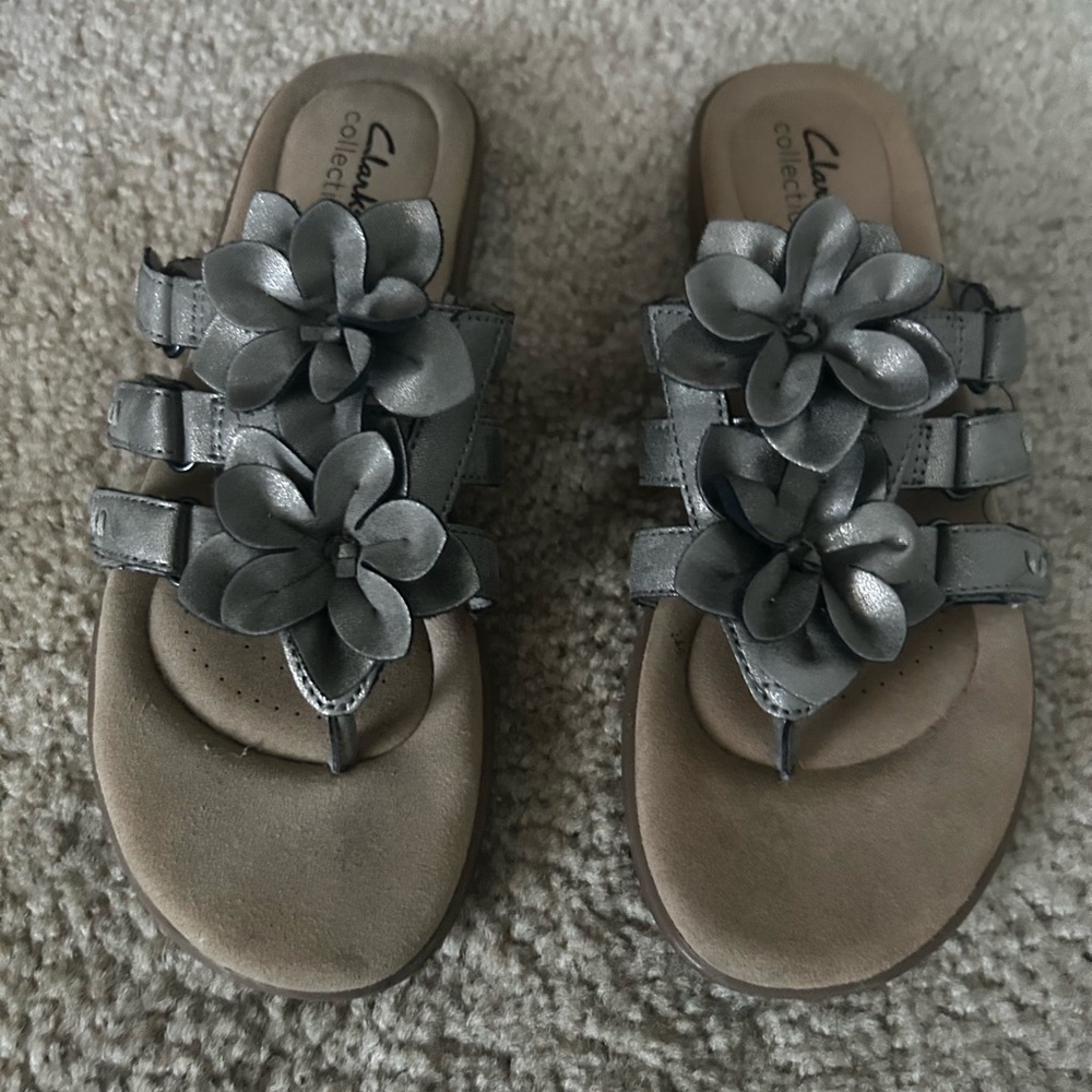 Clarks Women's Sandals with Floral Design - Gray